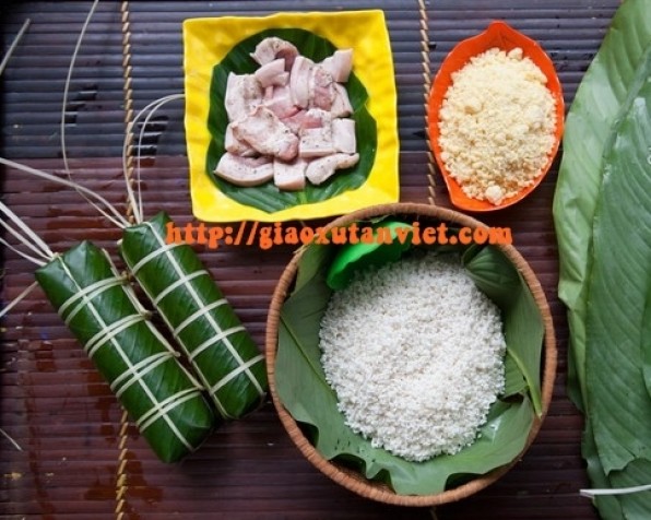 Gói bánh chưng cực kỳ đơn giản