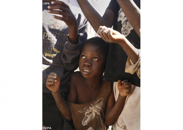Tình yêu dành cho các trẻ em đường phố ở Zambia của bà Carol McBrady