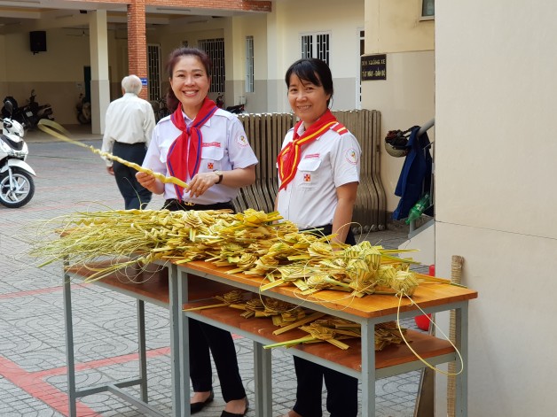 CHÃA NHáº¬T Lá» LÃ: TÆ¯á»NG NIá»M CUá»C THÆ¯Æ NG KHÃ Cá»¦A CHÃA