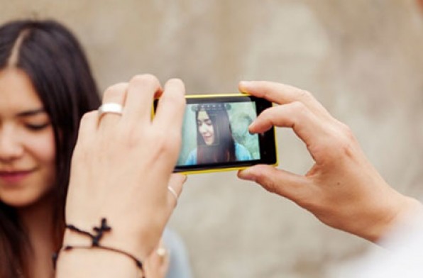 Con người đang dần để smartphone “sống hộ”?