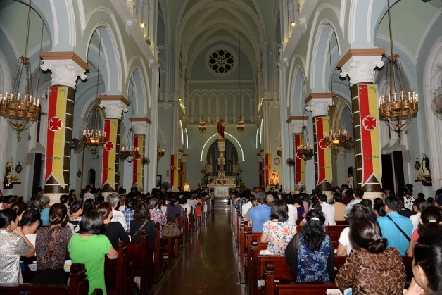 HỌ ĐẠO CHỢ ĐŨI : “HỌ HẾT RƯỢU RỒI !”