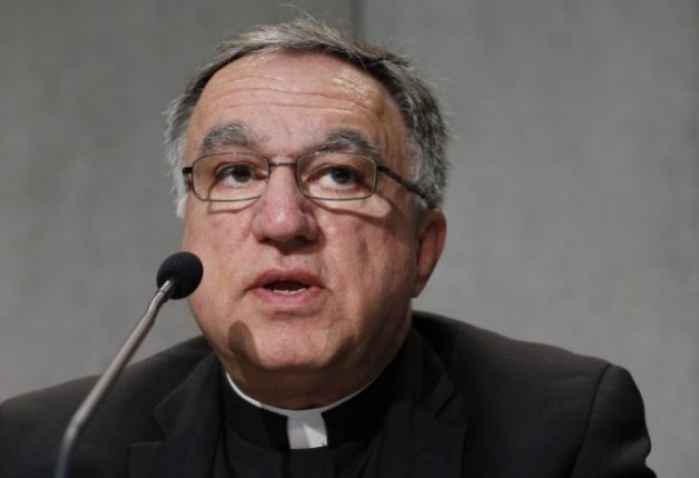 Bị tố cáo đạo văn, Linh mục Thomas Rosica lúng túng