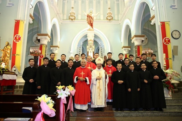 CHỢ ĐŨI : 160 NĂM HỒNG ÂN