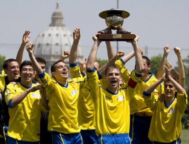 Cúp Giáo sỹ 2016