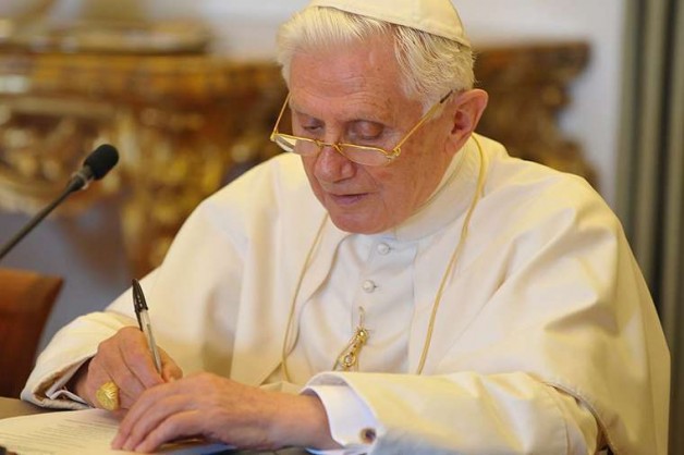 Đức Benedict XVI ca ngợi “nhạc vinh tụng” của Bach trong thông điệp đại nhạc hội