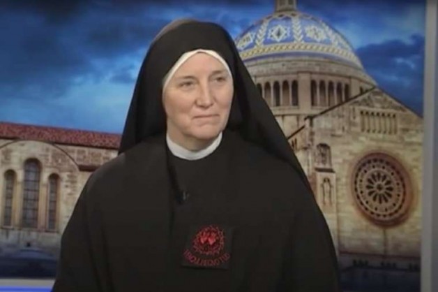 Sr. Deirdre “Dede” Byrne – một nữ tu, quân nhân, bác sĩ phẫu thuật, diễn giả – sẽ phát biểu trước Đại hội đảng Cộng Hòa
