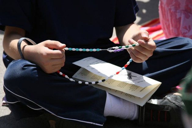 HÃY CHO TÔI MỘT ĐỘI QUÂN ĐỌC KINH MÂN CÔI, VÀ TÔI SẼ CHINH PHỤC THẾ GIỚI