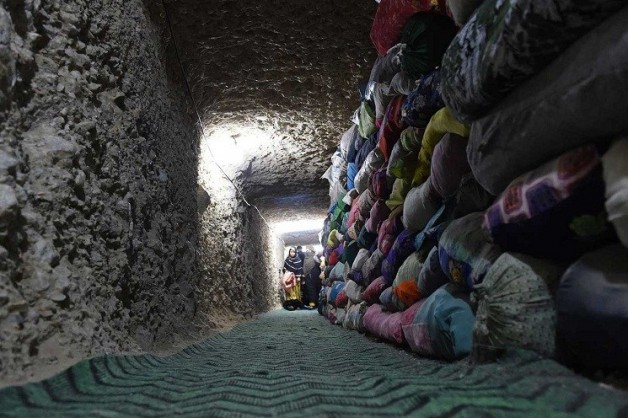 Nghĩa trang cho các kinh Coran cũ ở Pakistan