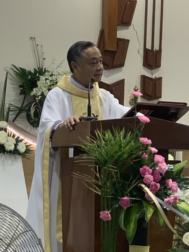 Bài giảng lễ Thánh Martino  Do cha xứ ĐAMINH Vũ Ngọc Thủ giảng lễ