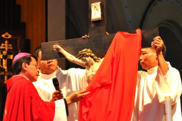 Che Thánh Giá và Ảnh tượng Thánh trong Mùa Chay