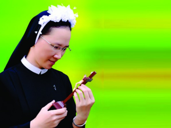 VIẾT CHO NGƯỜI NỮ TU !