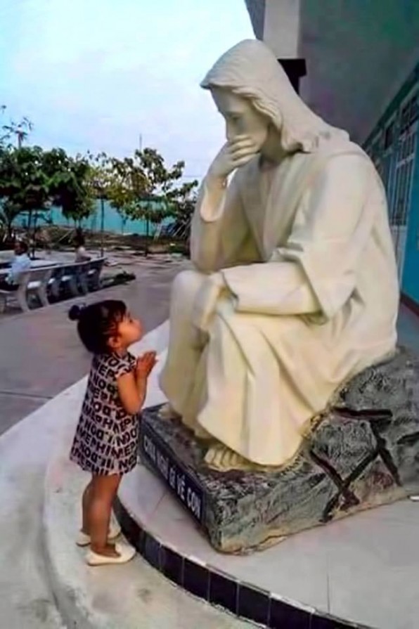 CẦU XIN VÀ CẢM TẠ.