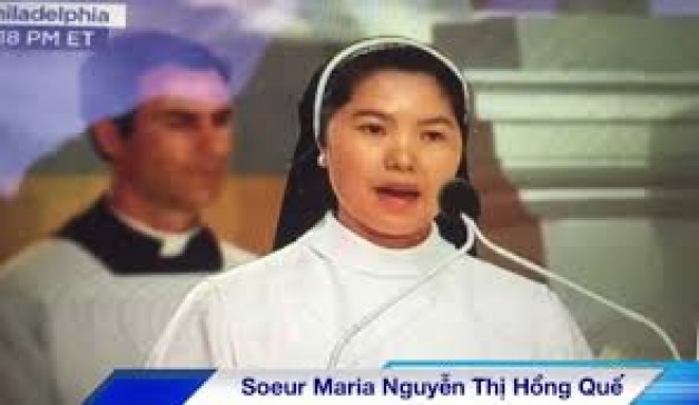Tự Hào Soeur Maria Phạm Hồng Quế Việt Nam nổi bật trong Thánh lễ của Đức Giáo hoàng ở Mỹ