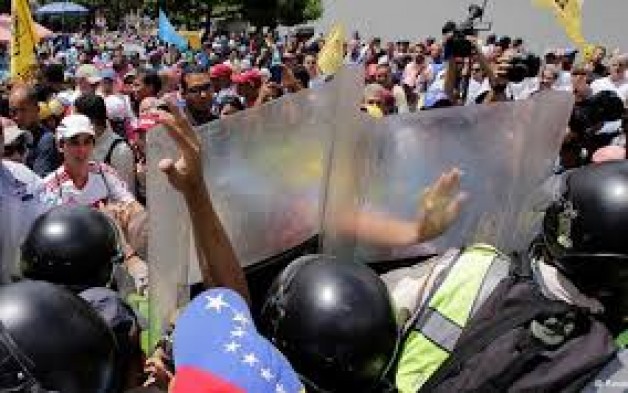 Tình hình nghiêm trọng tại Venezuela