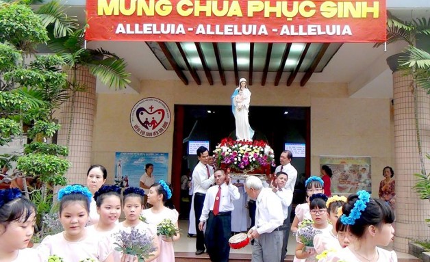 GX Tân Việt khai mạc Tháng Hoa 2017