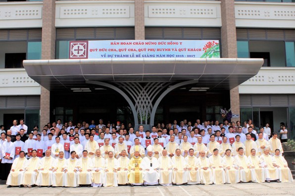 Bản tin Công giáo Việt Nam: ngày 30/05 – 02/06/2017