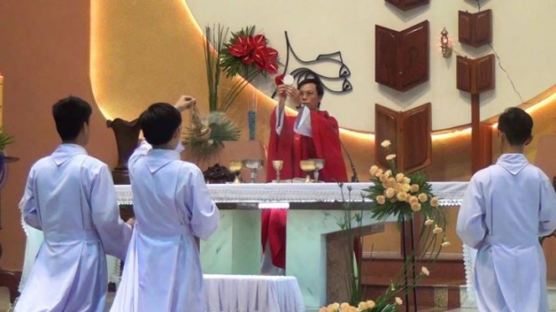 Giáo Xứ Tân Việt Lễ Chúa Thánh Thần hiện xuống-Bổn mạng ca đoàn Halleluia.