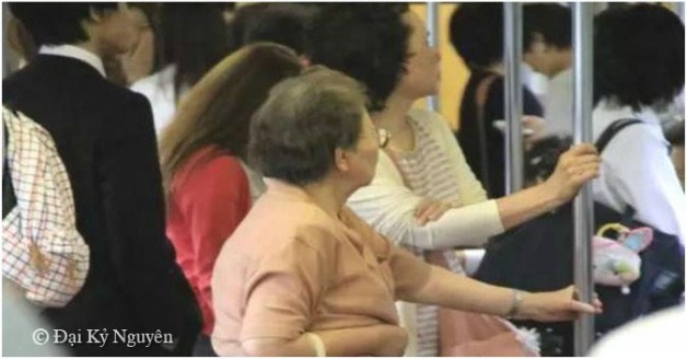 Vì sao người Nhật không nhường ghế cho người già?