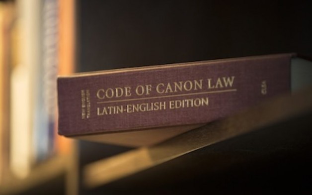Vatican xuất bản tài liệu Magnum Principium cho phép các hội đồng giám mục điều chỉnh nhiều hơn các bản dịch phụng vụ
