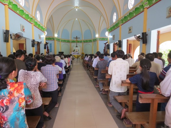 ĐỀN ĐỨC MẸ LA MÃ BẾN TRE : HÀNH HƯƠNG KÍNH MẸ 13.9