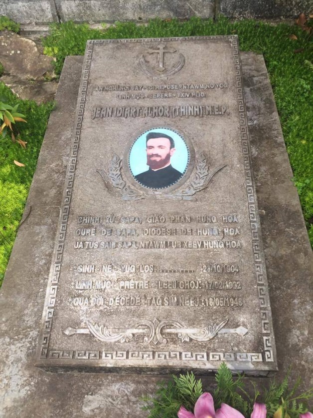 VỊ LINH MỤC TIÊN KHỞI GIÃO XỨ SAPA BỊ CS SÃT HẠI