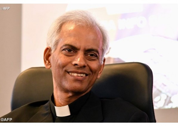 Cha Tom Uzhunnalil nhận giải thưởng Mẹ Têrêsa về công bình xã hội năm 2017