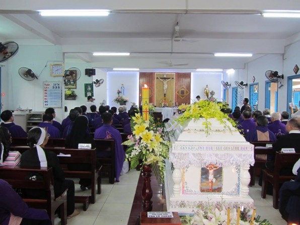 LINH MỤC VĂN SĨ “3 MIỀN” ĐÃ VỀ NHÀ CHA