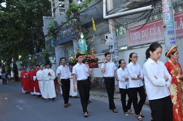 GIÁO XỨ THÁNH BƯỜNG : MỪNG 3 TRONG 1