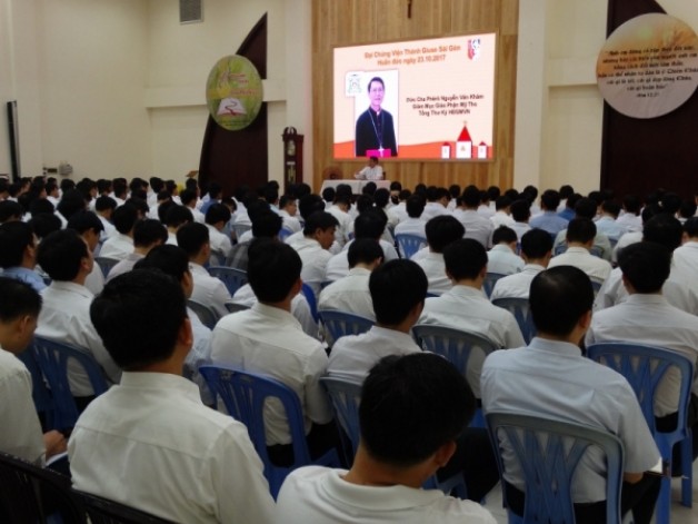 Đại Chủng viện Thánh Giuse Sàigòn: Đức Giám mục Phêrô Nguyễn Văn Khảm huấn đức chung