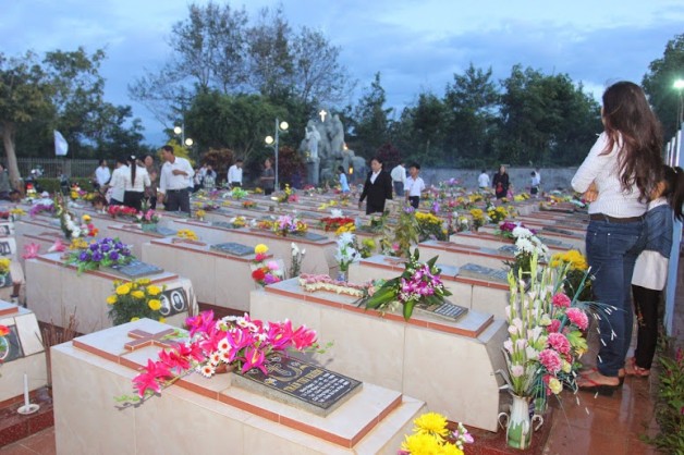 MÙA HỘI TÌNH THƯƠNG