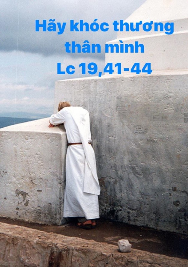 HÃY KHÓC THƯƠNG THÂN MÌNH