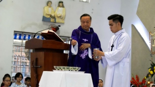 Giáo xứ Tân Việt: Thứ Tư Lễ Tro 14/2/2018.
