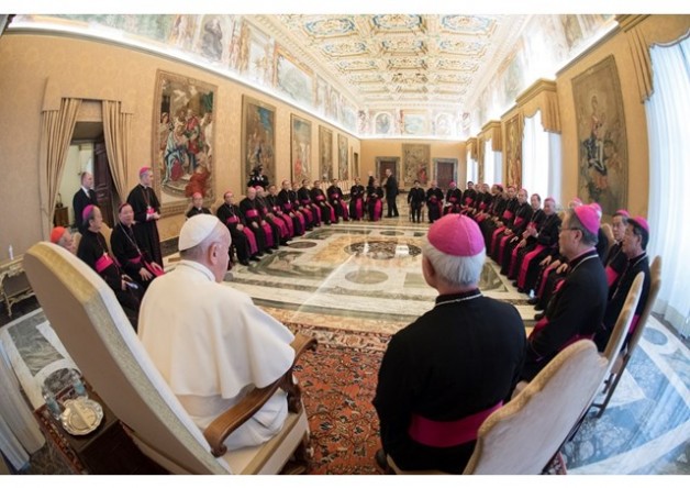 Đức Thánh Cha gặp gỡ 33 Giám Mục Việt Nam