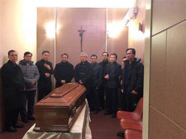 CẬP NHẬT THÔNG BÁO VỀ VIỆC TỔ CHỨC LỄ TANG ĐỨC TGM PHALÔ BÙI VĂN ĐỌC .