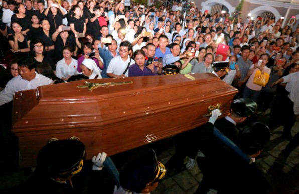 Di quan và Thánh Lá»… Äức TGM Phaolô từ Tòa Tổng Giám mục đến Nhà Thá» Chánh tòa Sà i Gòn