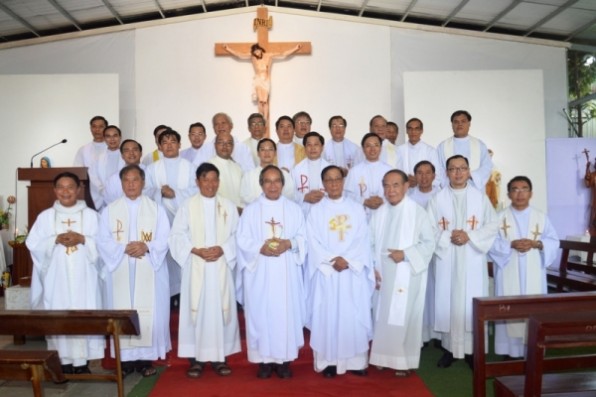 Giáo điểm Vĩnh Lộc B: Mừng bổn mạng