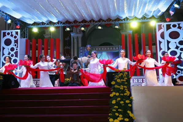 GIÁO PHẬN VĨNH LONG : CHUNG KẾT THÁNH CA – HÁT CHO NIỀM TIN