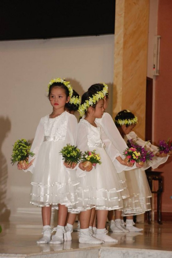 Tại sao phải dâng hoa cho Đức Mẹ?
