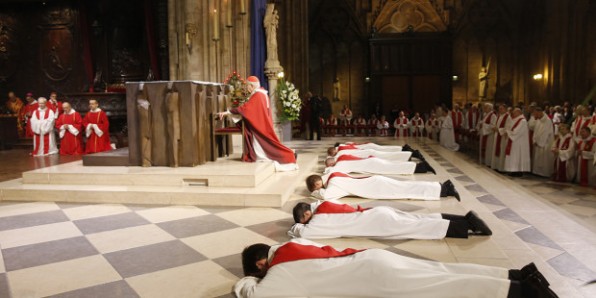 Vì sao lễ chịu chức tổ chức vào tháng sáu?