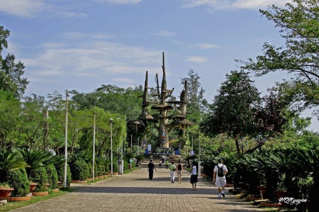 Hình Ảnh: Thánh Địa La Vang Theo Dòng Thời Gian.