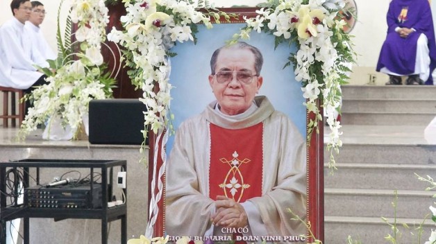 Thánh lễ an táng Cha Cố G.B.Maria Đoàn Vĩnh Phúc