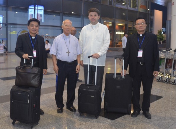 Đức Tổng Giám mục Marek Zalewski đã chính thức đến Việt Nam.