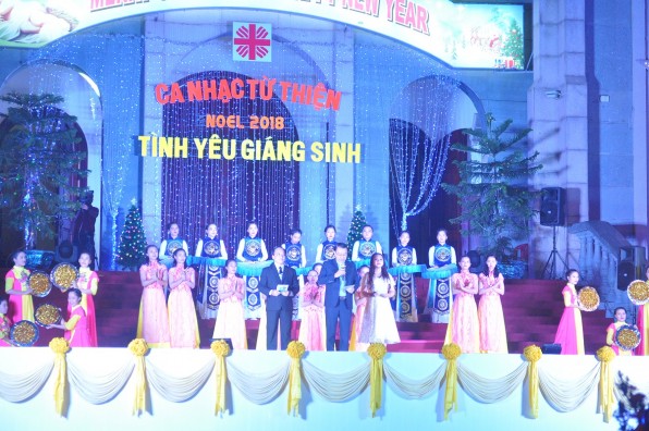 GIÁO PHẬN BÀ RỊA : ĐÊM NHẠC TỪ THIỆN