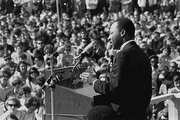 Martin Luther King Jr được ca ngợi là một điển hình về “nghệ nhân hòa bình”