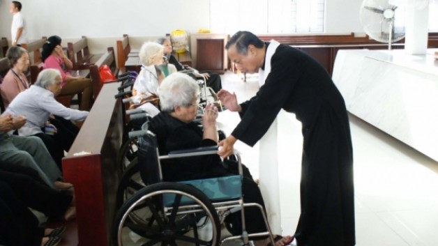 GIÁO XỨ TÂN VIỆT NGÀY QUỐC TẾ BỆNH NHÂN.