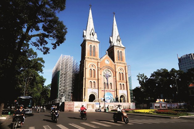 Thư ngỏ: Trùng tu nhà thờ Đức Bà năm 2019