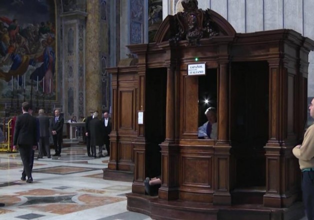 Vatican tuyên bố mạnh mẽ: Không luáºt lệ nà o được vi phạm việc giữ kÃn lá»i xưng tá»™i