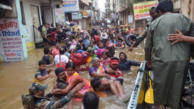 ĐTC Phanxicô chia buồn với Ấn Độ vì thảm hoạ lũ lụt