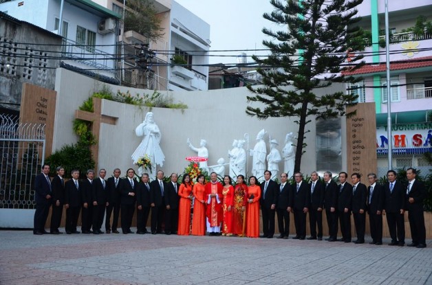 GIÁO XỨ TÂN VIỆT HỘI ĐỒNG MỤC VỤ MỪNG BỔN MẠNG.