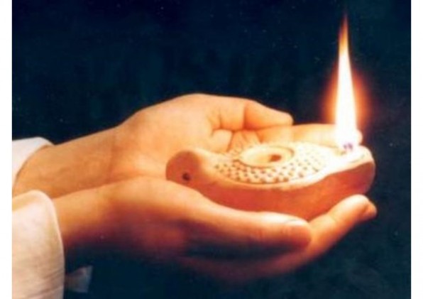 ÁNH SÁNG CHO TRẦN GIAN